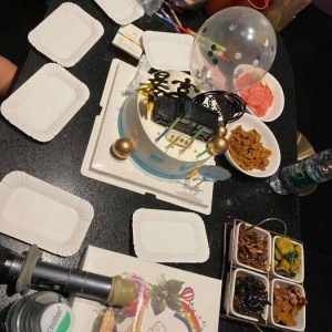 杭州东方魅力KTV服务员工资待遇及职业发展前景解析