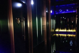 探索杭州：尽享K歌美食，顶级KTV自助餐指南